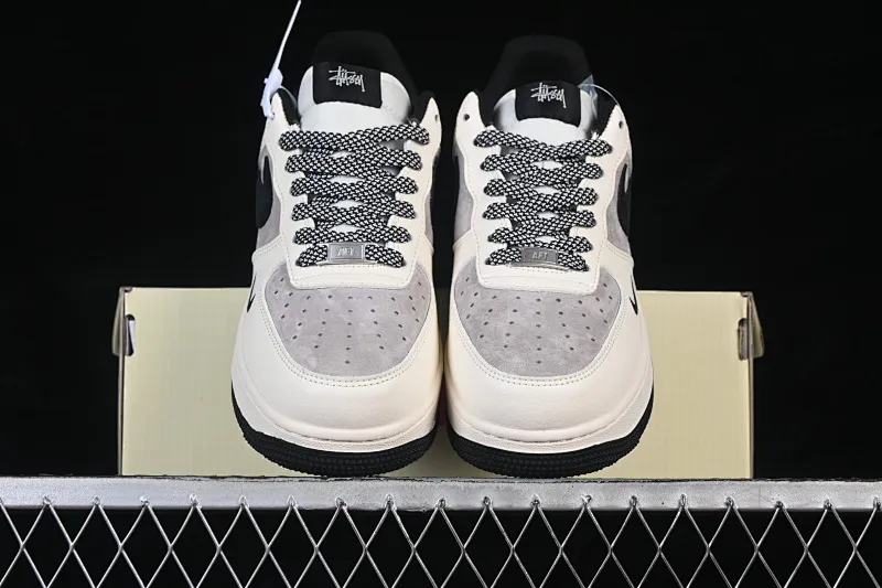 All categories Nk Air Force 1 Air Force series Nk Air Force 1 Low Air Force low-top Nike Air Force 1'07 Low Stussy co-branded white gray black Air Force 1 low-top casual sneakers XD9314-617